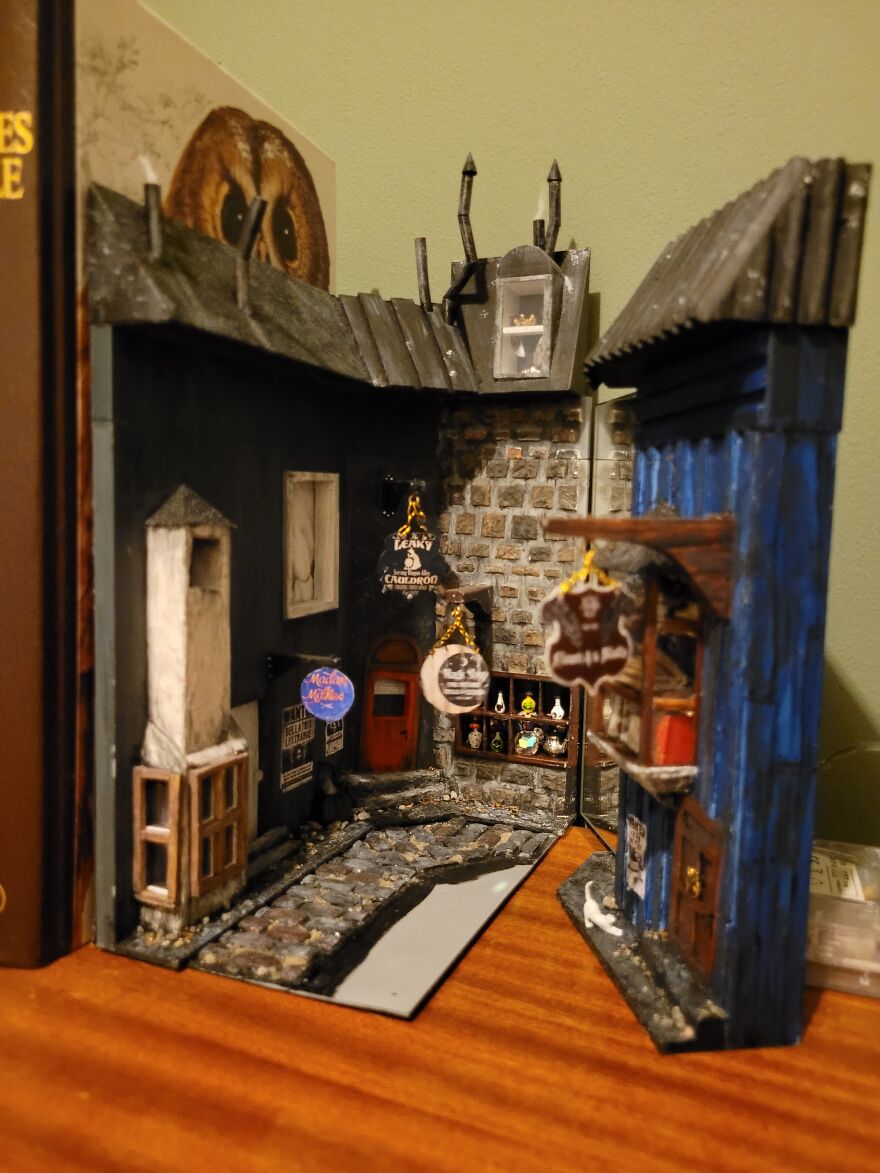 Harry Potter Book Nook