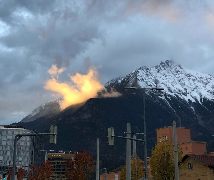 The Sun Hit This Cloud Just Right To Make It Look Like The Mountain Is On Fire
