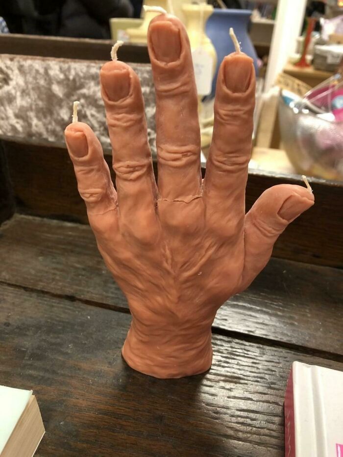 This Hand Candle