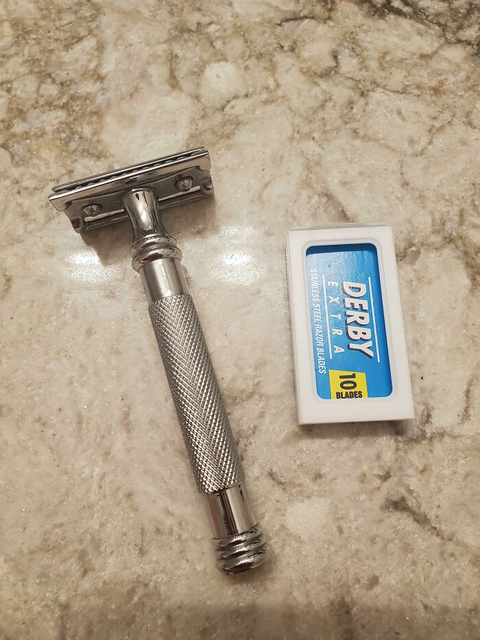 Metal Razor With Reusable Steel Blades (6 Years And Running)