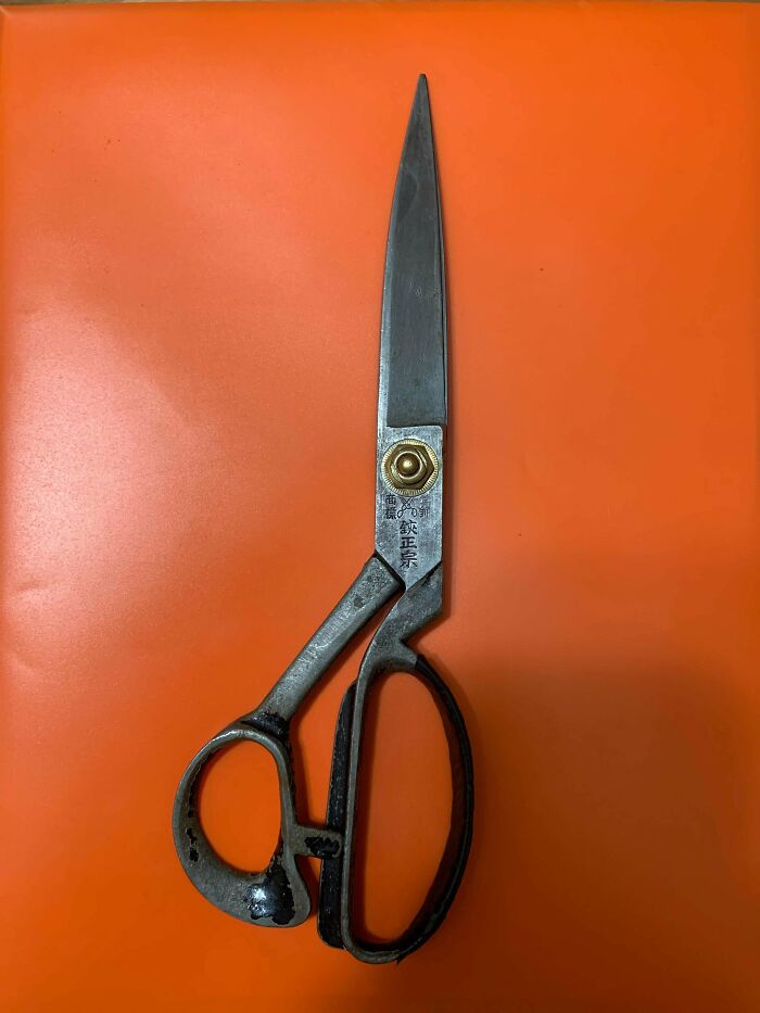Japanese Scissors. Daily Use For 7 Years. Inherited From My Late Grandpa. Carbon Steel - Bluish Tint