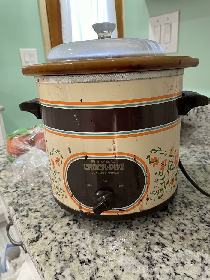 My Rival Crock Pot 3150. 50-Ish Years Old And Still Cooking Family Dinners Without A Hitch