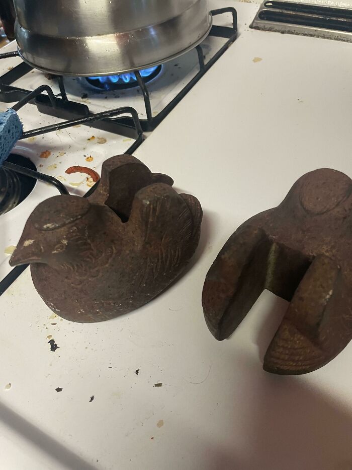 Cast Iron Chicken, Rescued From The Scrap Heap. Any Idea What They’re Used For?