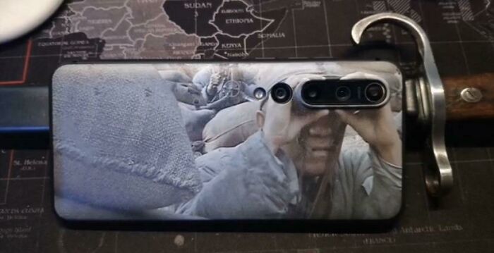 This Phone Case Makes The Camera Look Like A Binocular