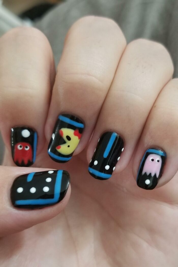 Pac-Man Nail Art I Tried