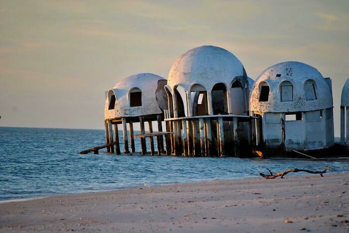 Casa en cúpula cerca del Golfo