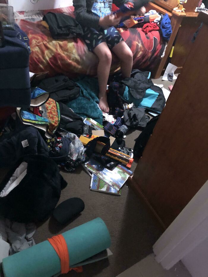 My Mum Fucked Up My Brothers Room, It Was Clean Before