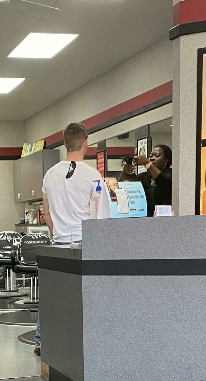 This Guy Hovered Over The Stylist While His Wife Got A Haircut And Ignored His Children, And Told One Of The Boys To Get His Moms Purse From Around His Neck Because He Wasn’t A Little Girl, All While They Misbehaved And Annoyed The F**k Out Of Every Customer