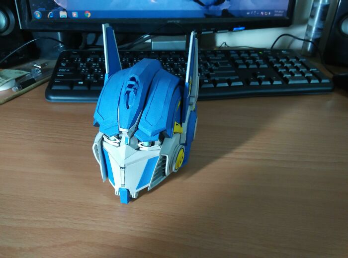 Papercraft Transformers Optimus Prime Head