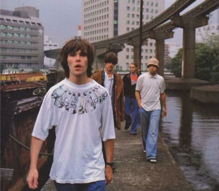 The Stone Roses In A Photoshoot (1989)