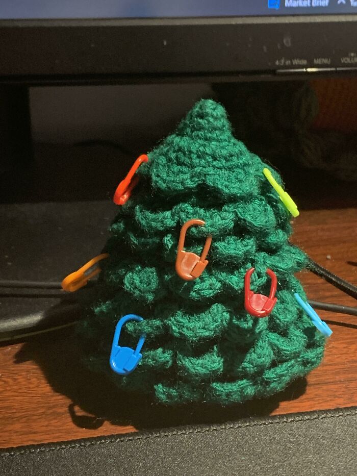 A Little Late, But I Made This Lil Festive Tree To Hold My Stitch Markers