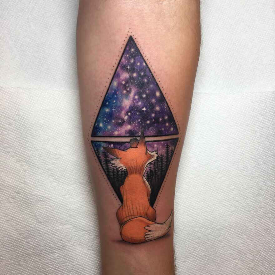 Fox Gazing Into The Window Of Space Time By Saul Vargas At Ink Monkey In Venice, California