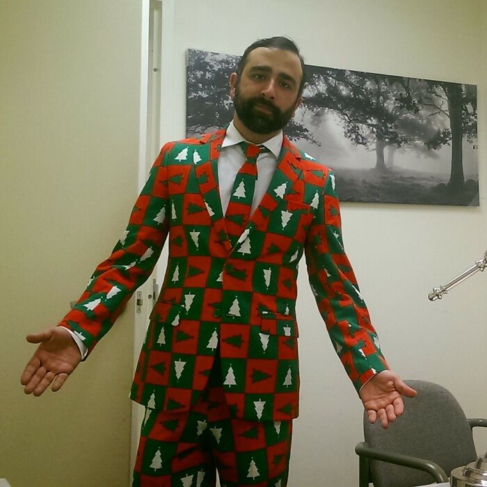 Fui a la fiesta de Navidad de la oficina. No sabía que el CEO iba a estar allí