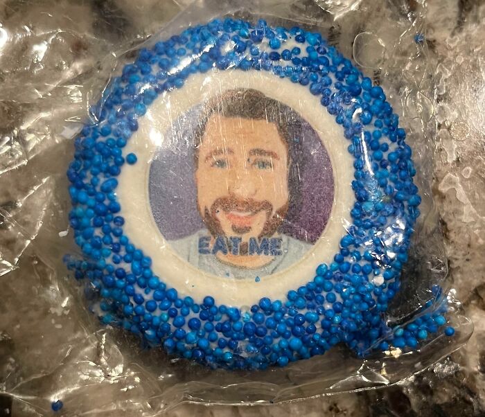 At His 40th Birthday Party, My Brother Gave Out Cookies With His Face On Them That Said "Eat Me"