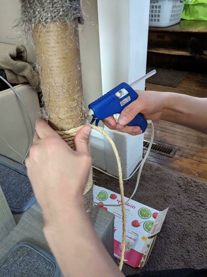With A Hot Glue Gun, You Can Replace The Rope On Cat Scratching Posts