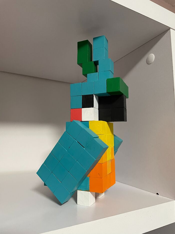 Here’s A Minecraft Parrot I Made Lol
