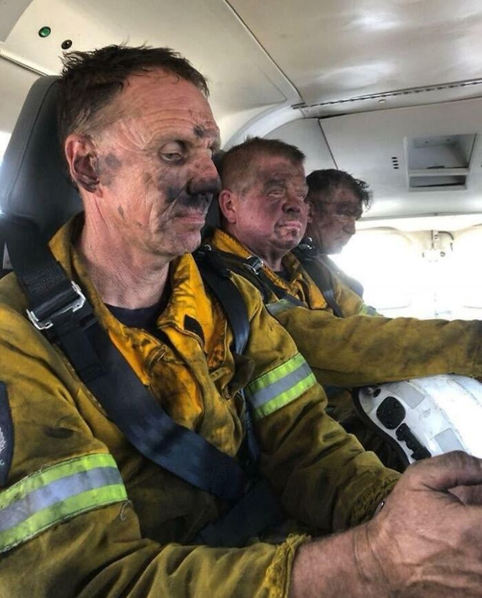Mientras América del Norte se congela, estos chicos están luchando contra los incendios forestales en Tasmania, Australia, mientras que el continente se calienta a 46,6 °C