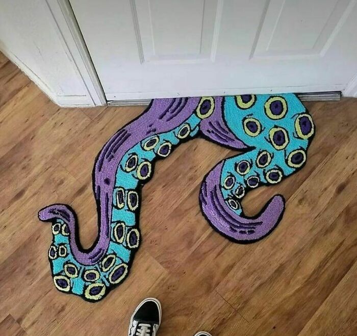 Colorful tentacles rug