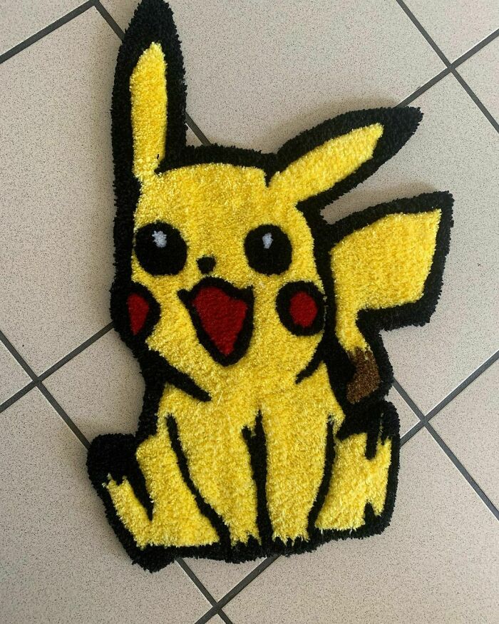Pikachu smiling rug from Pokemon