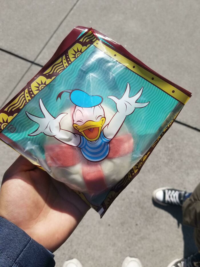 These Bun Wrappers At Tokyo Disney Sea