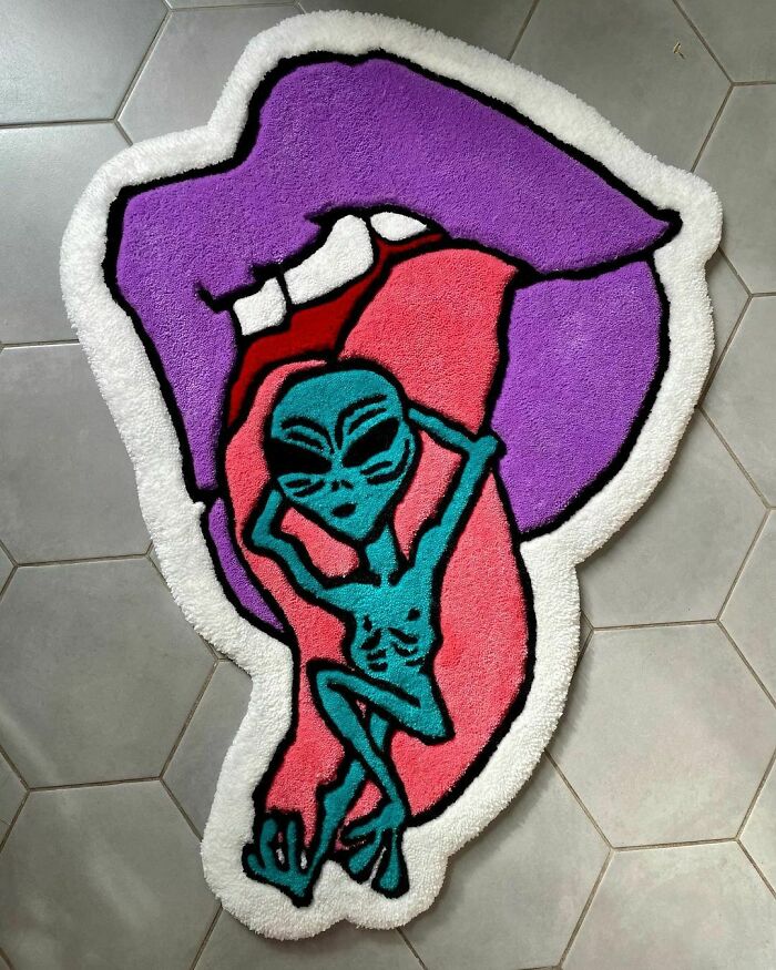 Alien in mouth rug