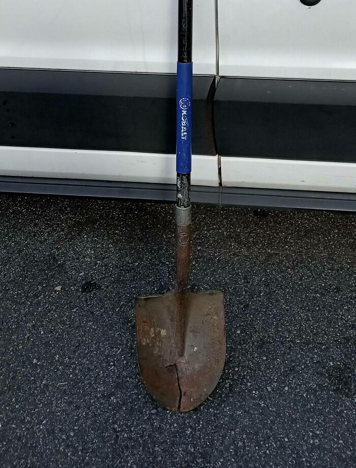 Found A Broken Kobalt Shovel Leaning Against A Dumpster. They Have A Lifetime, No-Questions-Asked Warranty