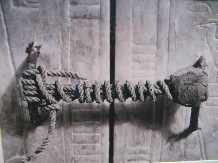 The Unbroken Seal On King Tutankhamun’s Tomb, 1922. The Seal Stayed Untouched For 3,245 Years