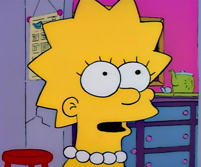 Lisa wearing pearls 