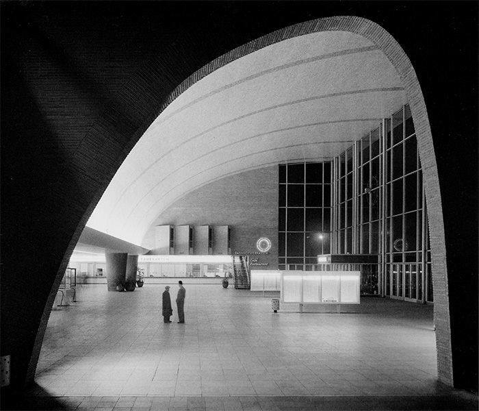 Karl Hugo Schmölz - Hauptbahnhof Köln, 1957