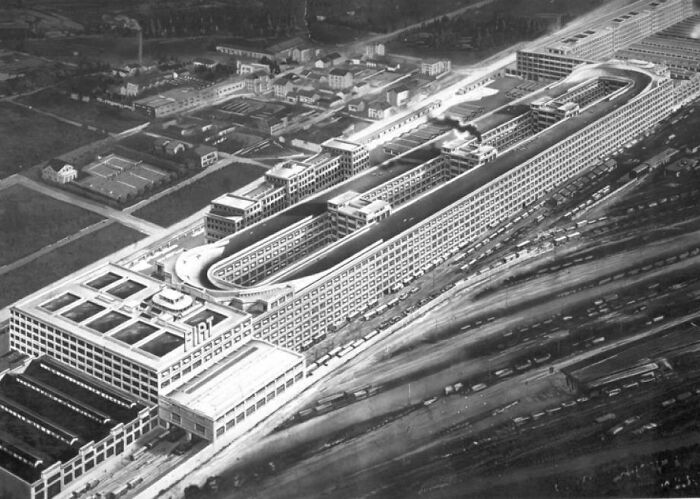 The Track Featured Is A Real Race Track, Built On The Roof Of A Fiat Factory That Opened In Turin's Ligotto District In 1923