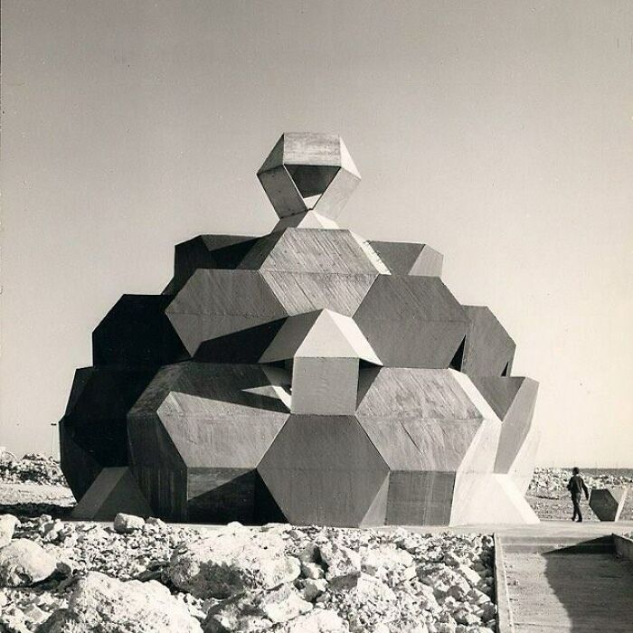 An All Time Brutalism Classic, The Synagogue In The Negev Desert. Zvi Hecker / Alfred Neumann / Naomi Neumann: Synagogue, Negev Desert, Israel, 1967–1969