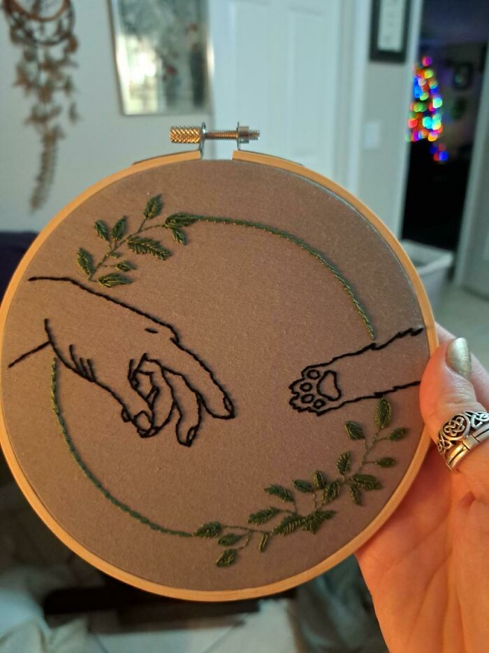 Creation Of Adam Embroidery For My Cat-Lady Mom. I Sacrificed A Bedsheet For The Fabric Because It Was The Perfect Color