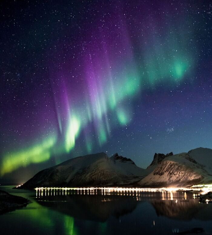 Northern lights in a mountainous view 