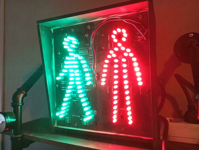 French Pedestrian Signal LED Panels