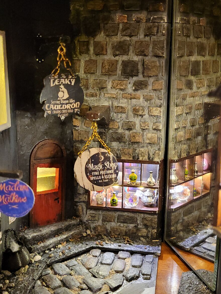 Harry Potter Book Nook