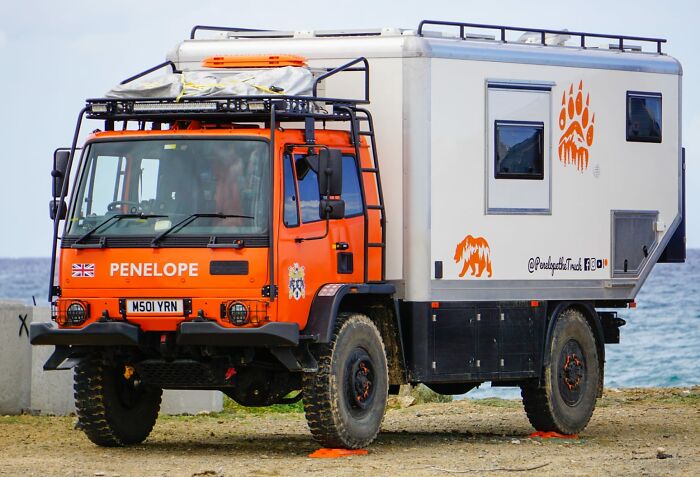 700kg Of Beach Trash Collected, And Counting (12 Pics) 700kg Of Beach Trash Collected, And Counting (12 Pics)