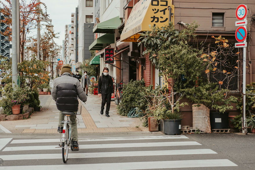 Urban Symphony: Daily Rhythm In A Vintage Japanese Neighborhood