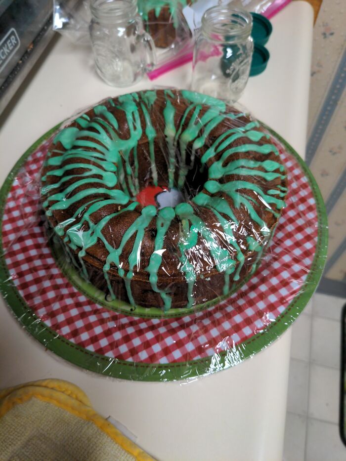 My Mom Recipe "World Famous" Applesauce Cake