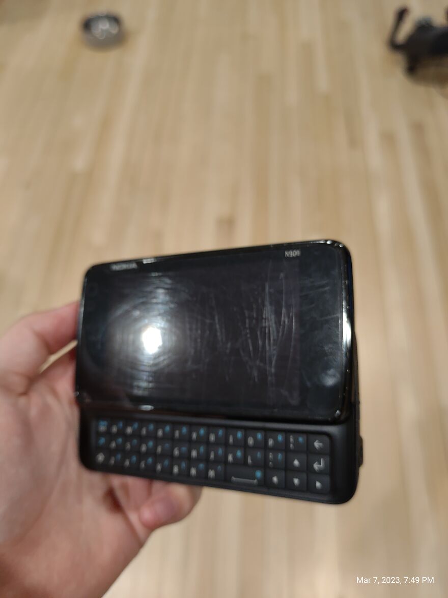 Not Support Old, But A Nokia N900, With A Physical Keyboard!