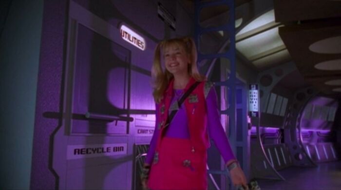 The Space Station From Zenon, Girl Of The 21st Century