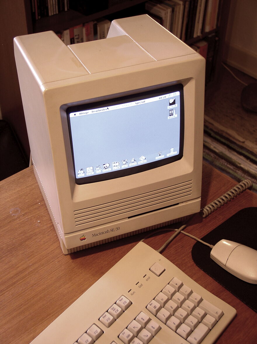 My First Computer (In 1994): A 1989 Apple Macintosh Se30