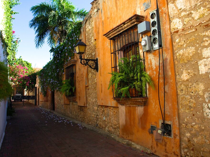 A Picturesque Alley In The Ciudad Colonial