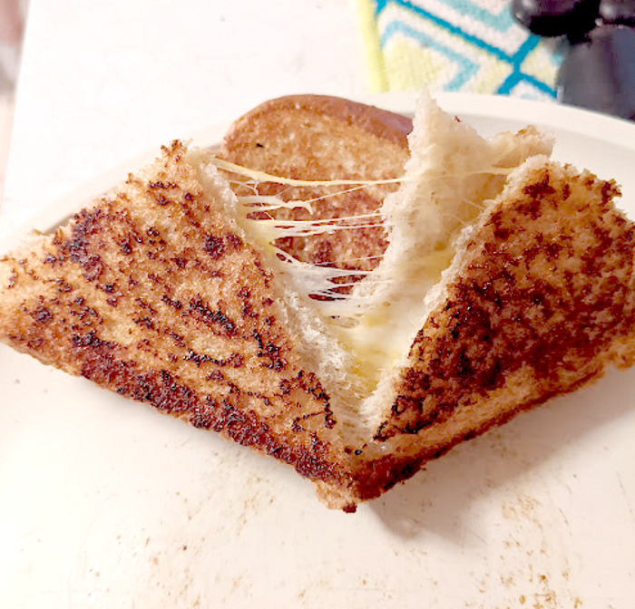 It's Not The Fanciest Grilled Cheese, But It Had A Cheese Pull And My Bestie Made It With Love