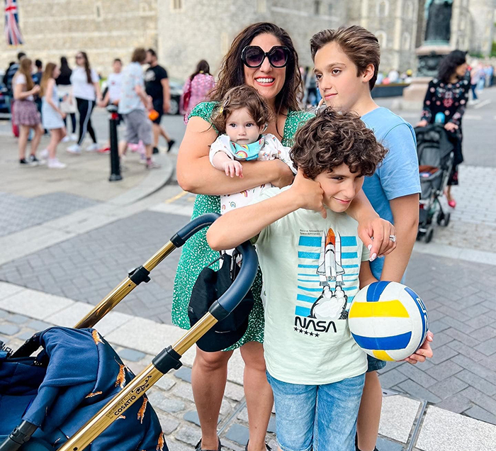 Man Throws Tantrum Over Sister’s 38-Week IVF Pregnancy Getting More Attention Than His Wife’s, Gets A Reality Check Man Throws Tantrum Over Sister’s 38-Week IVF Pregnancy Getting More Attention Than His Wife’s, Gets A Reality Check