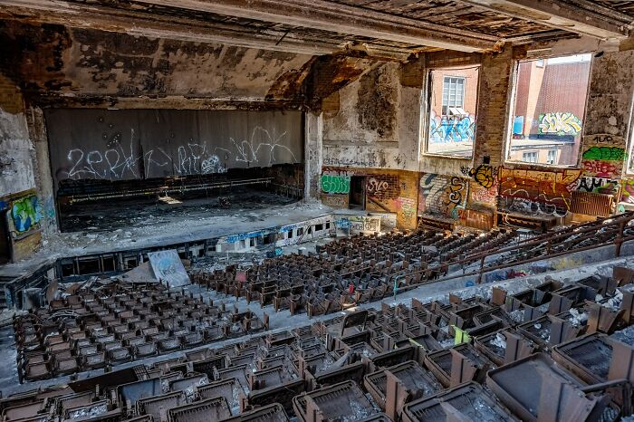 An Abandoned School In Indiana!