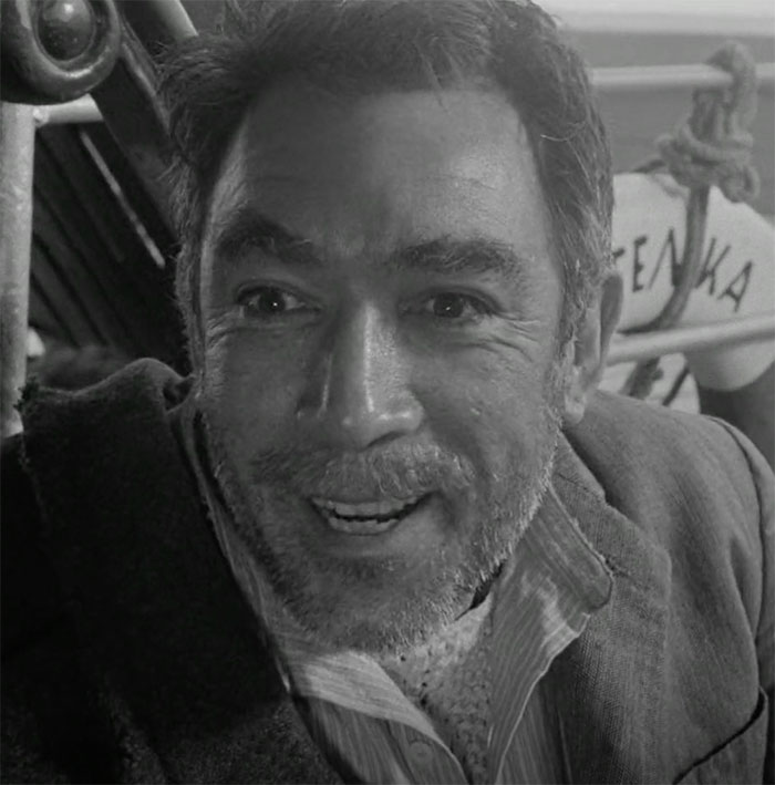 Black and white picture of Anthony Quinn