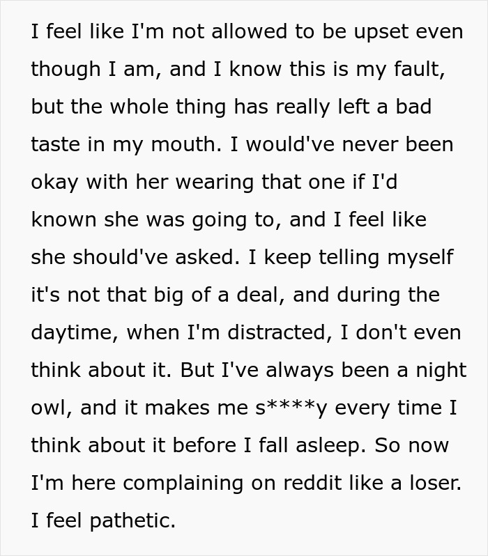 "One Of My Husband's Friends Made Me Uncomfortable At Our Wedding, But It's My Own Fault" "One Of My Husband's Friends Made Me Uncomfortable At Our Wedding, But It's My Own Fault"