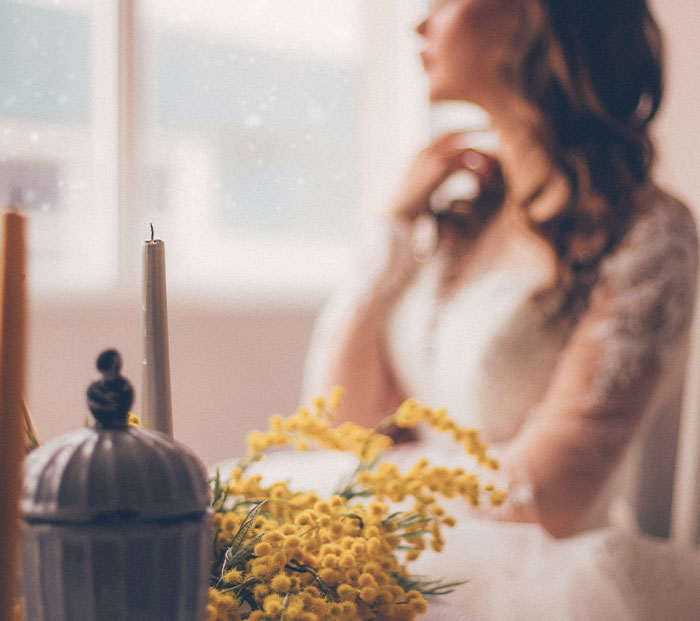 Bridezilla Has An Awkward Wedding With No Bridesmaids After They All Leave Over Her Mistreatment Of A Woman With Glasses Bridezilla Has An Awkward Wedding With No Bridesmaids After They All Leave Over Her Mistreatment Of A Woman With Glasses