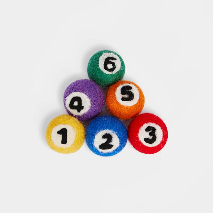 Woolen colorful pool balls Woolen colorful pool balls