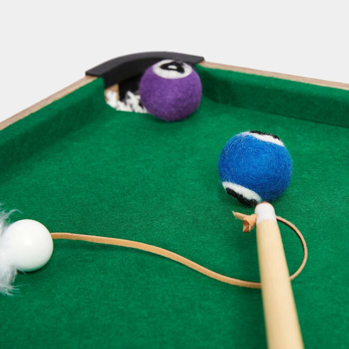 This Company Created An Unusual Toy For Cats Shaped Like A Pool Table